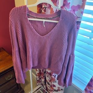 Free People Purple Crop sweater, size Medium